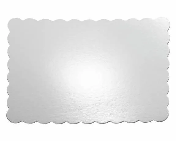 Corrugated Silver Scalloped Cake Board 14x21in