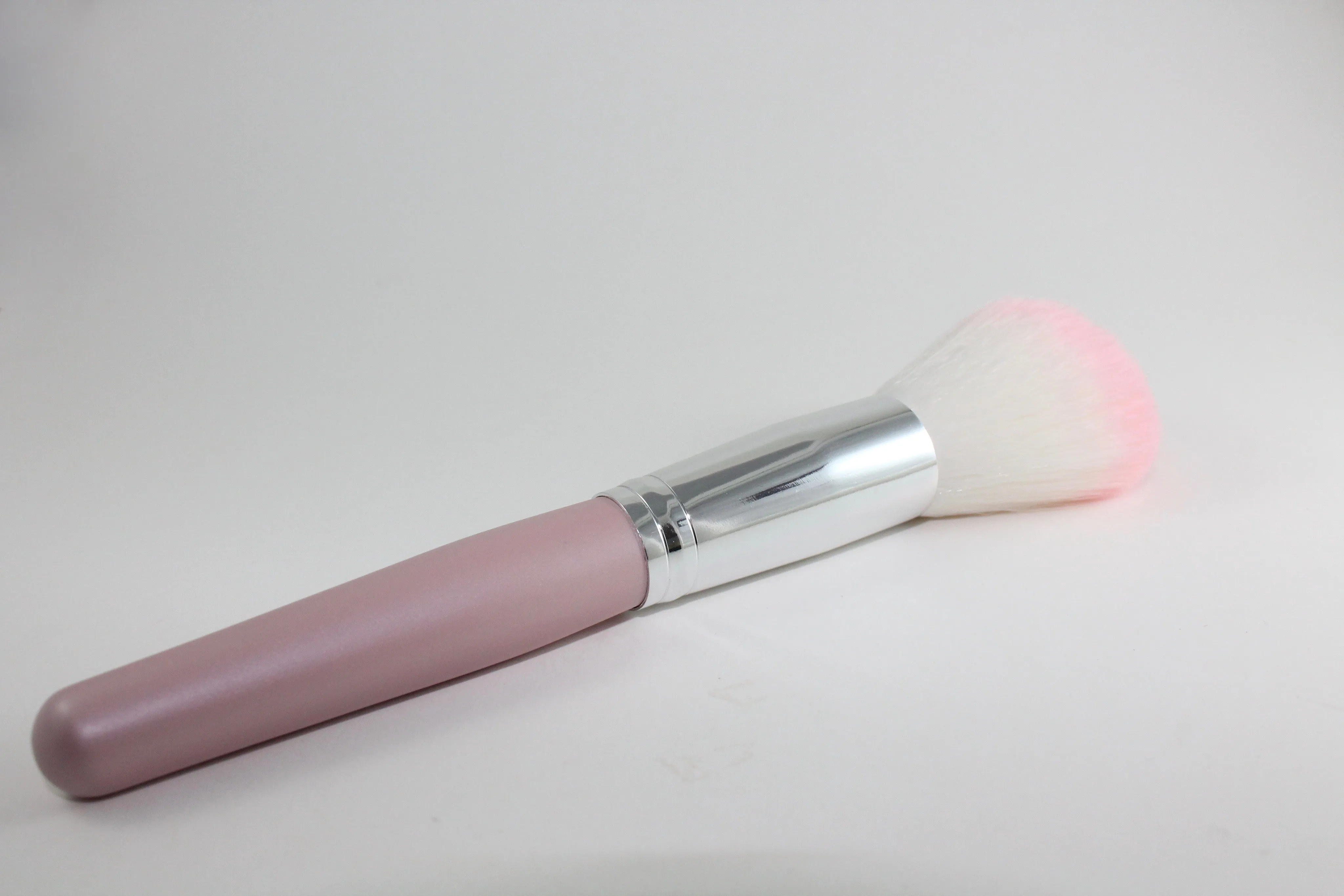 Fluff Dome Powder Brush