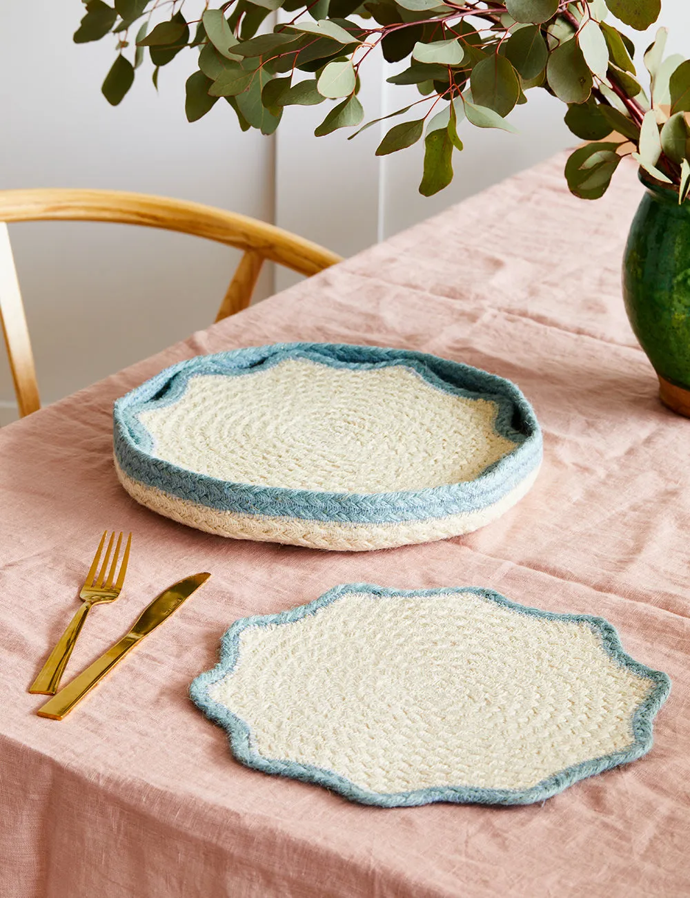 Set of 6 Ocean Blue Scallop Placemats
